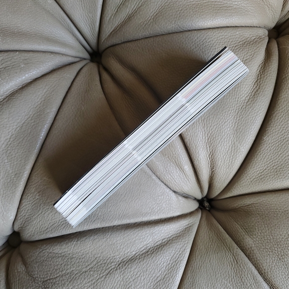 Benjamin Moore Designer's Colors Fan Deck - Picture 3 of 4